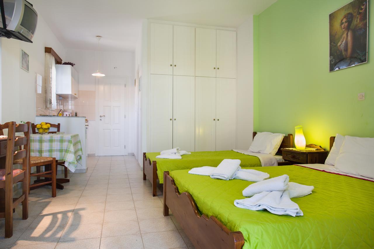 Betty Apartments ดริยอส ภายนอก รูปภาพ